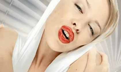 Kylie - Can' t Get You Out Of My Head